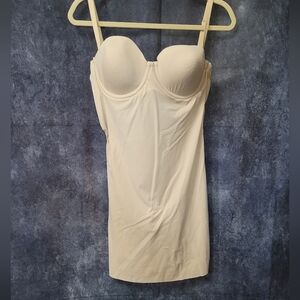 Cream Shapewear Slip by MAIDENFORM 38C